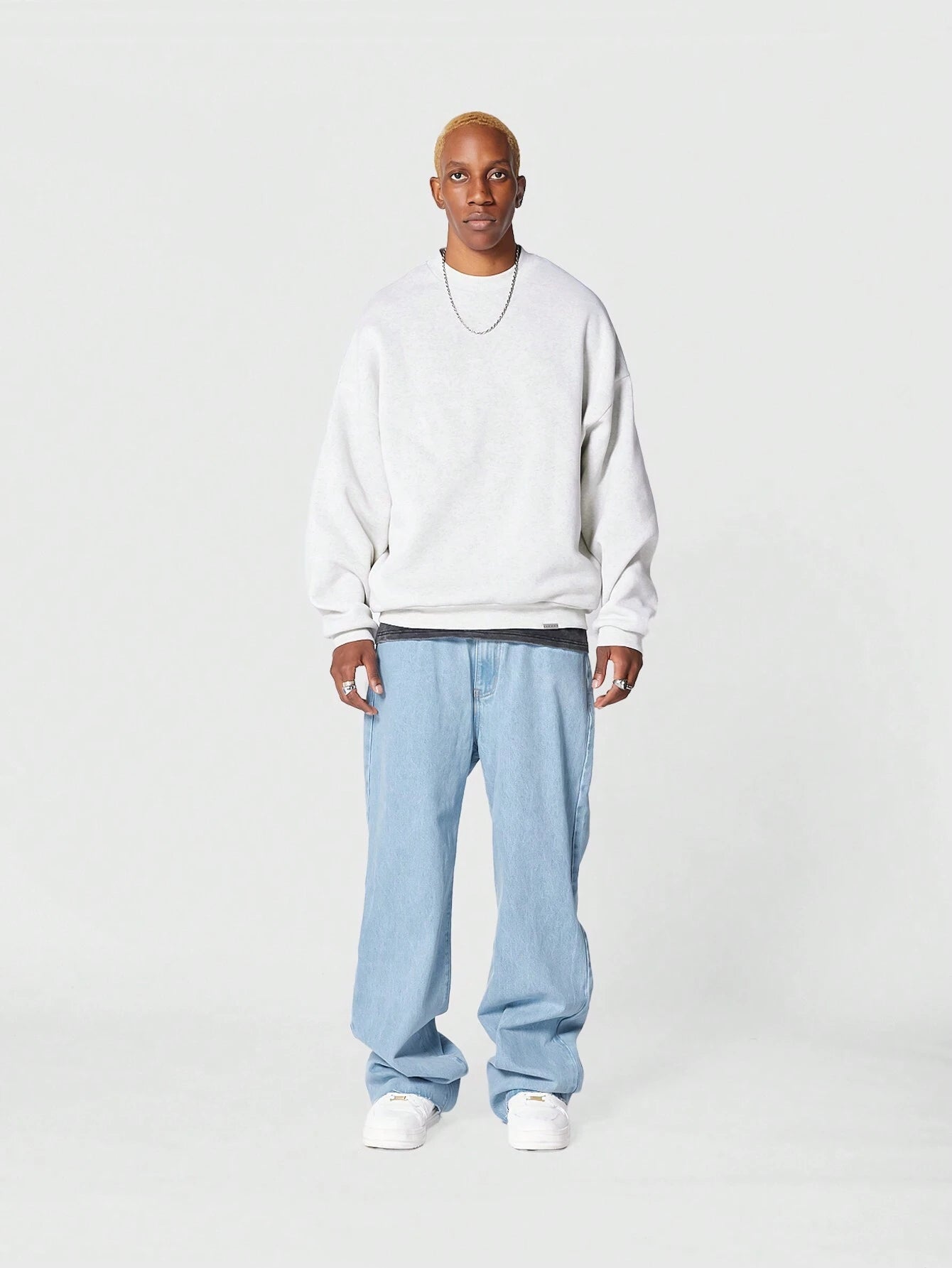 Calça Bordado 90s