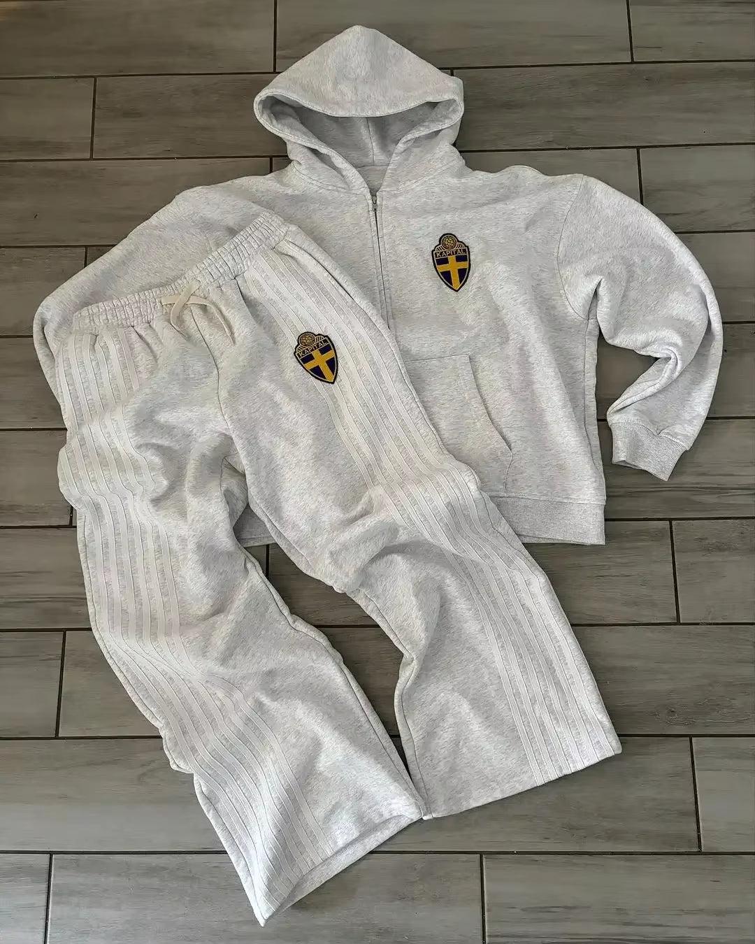 Conjunto Moletom Seleção Sueca de Futebol