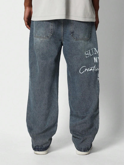 Calça Denim reta com bordado